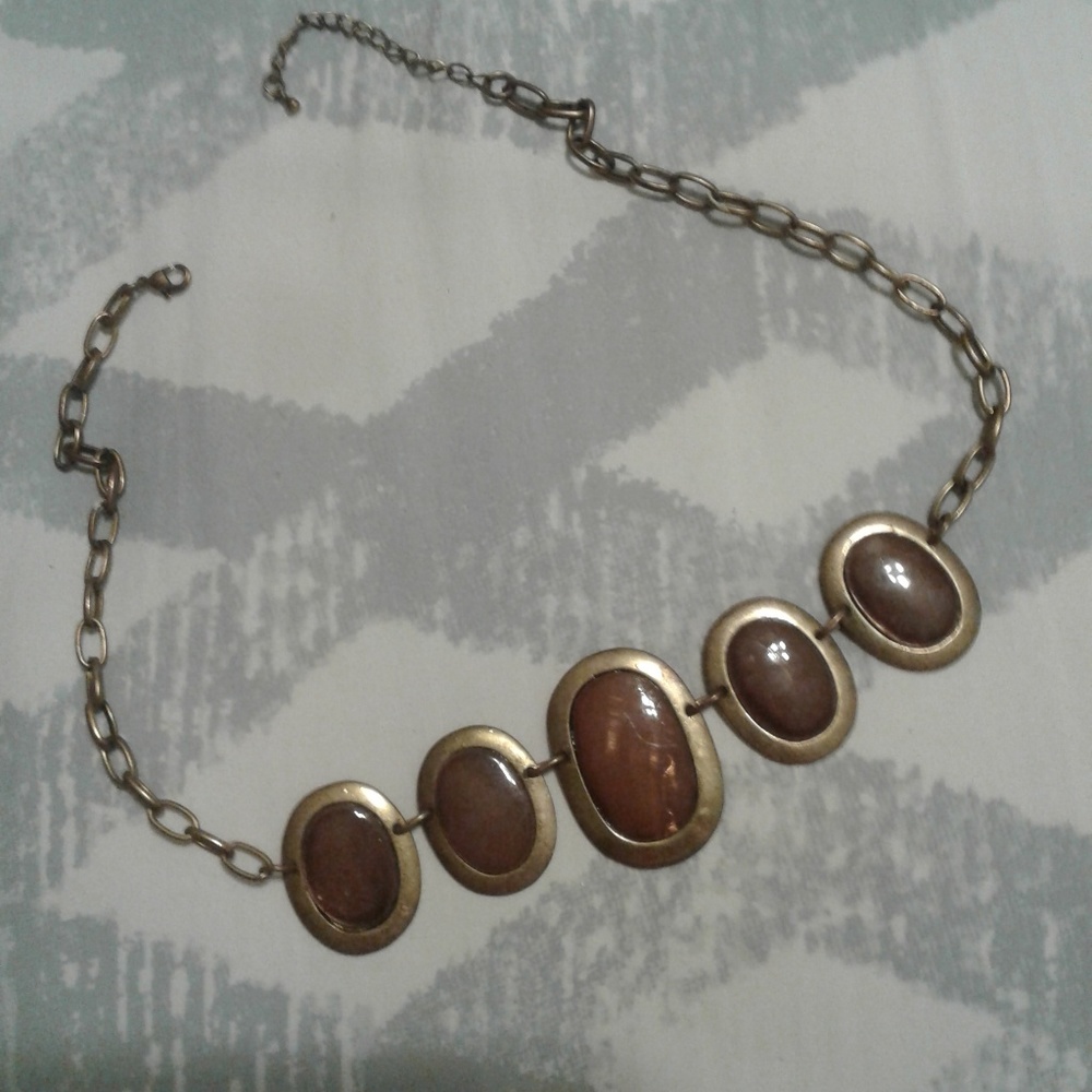 VINTAGE STATEMENT NECKLACE